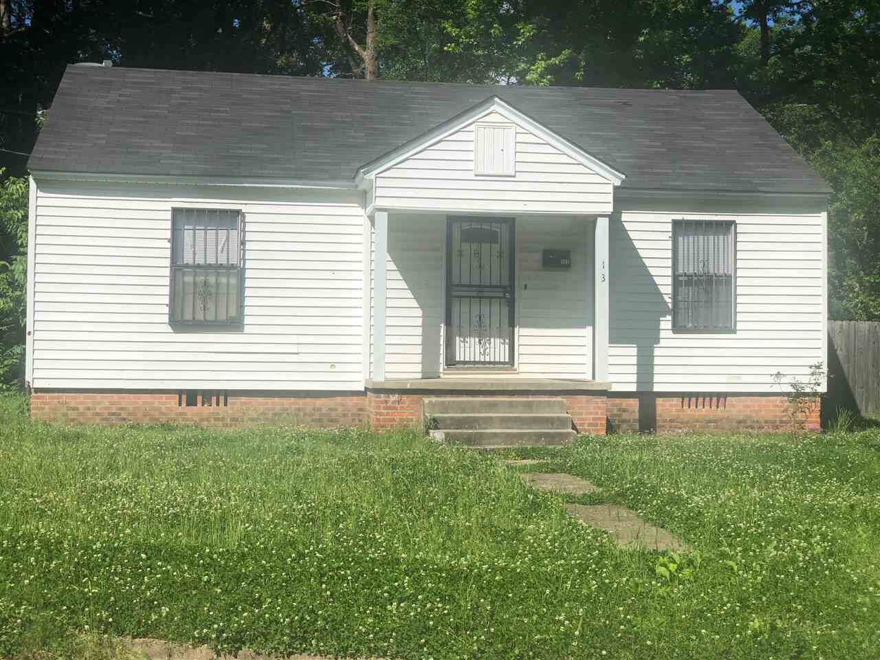Property Photo:  132 Owsley Street  MS 39209 