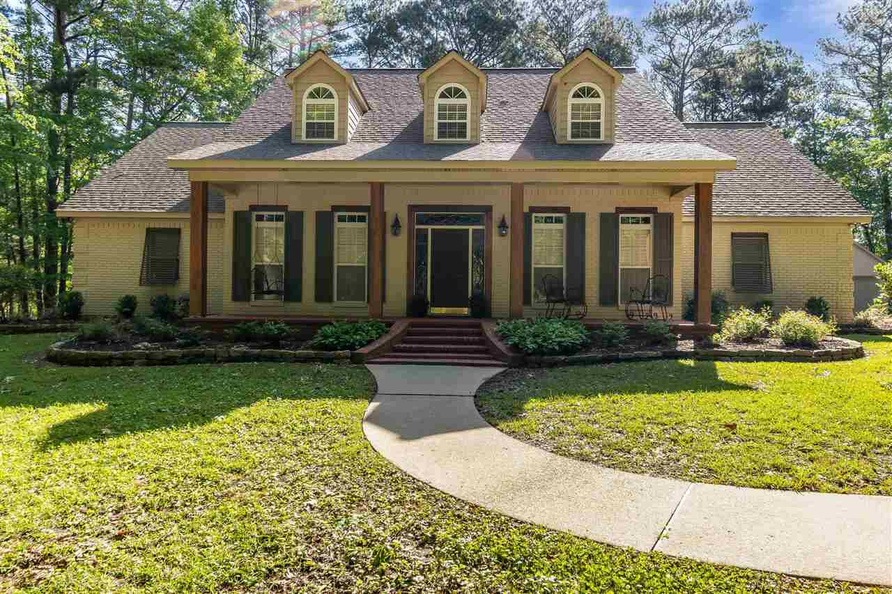 Property Photo:  313 Lakeway Drive  MS 39047 