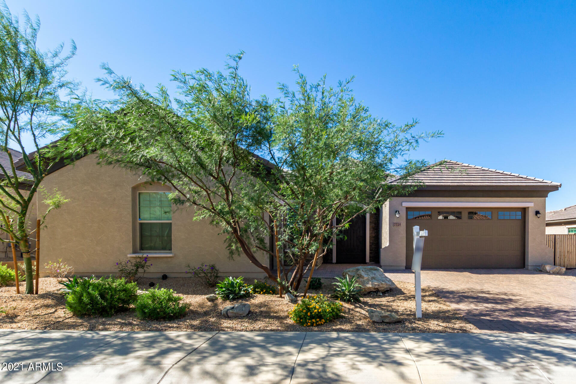 Property Photo:  7724 S 43rd Place  AZ 85042 