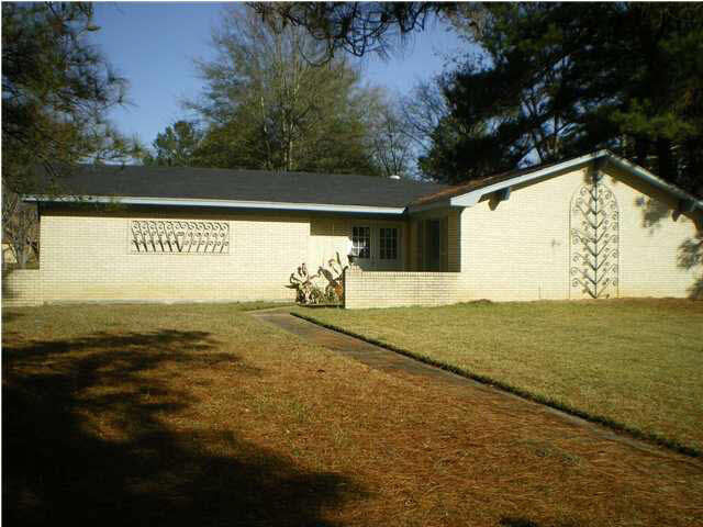 Property Photo: 4952 Cottonwood Lane MS 39204