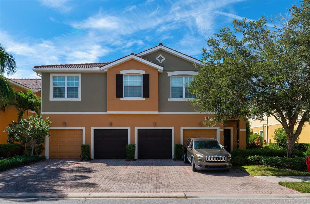 Property Photo:  7859 Moonstone Drive 25-204  FL 34233 