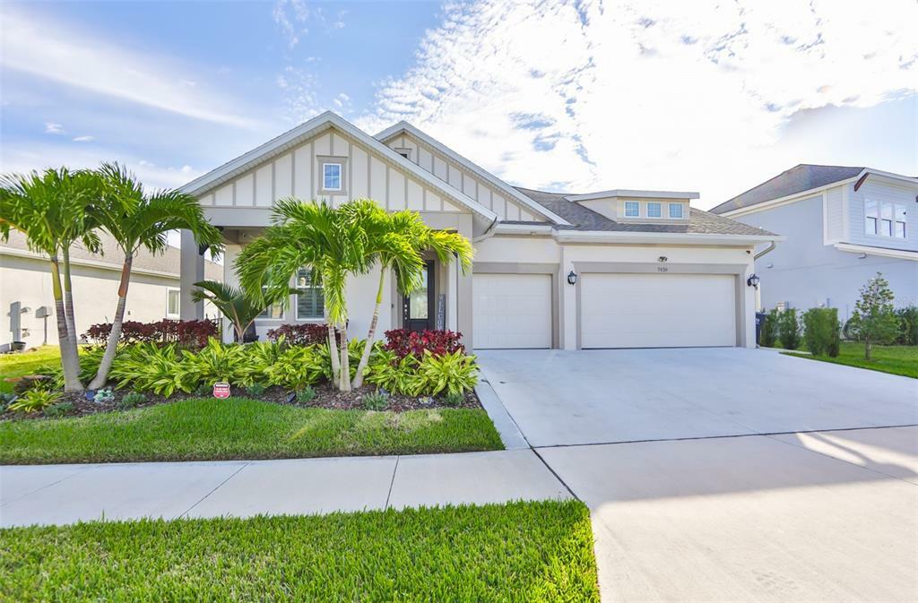 Property Photo:  7420 Paradiso Drive  FL 33572 