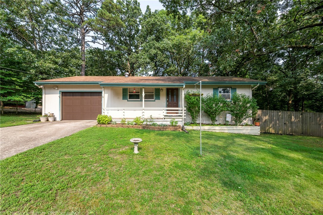 Property Photo:  5 Lyndhurst Drive  AR 72714 