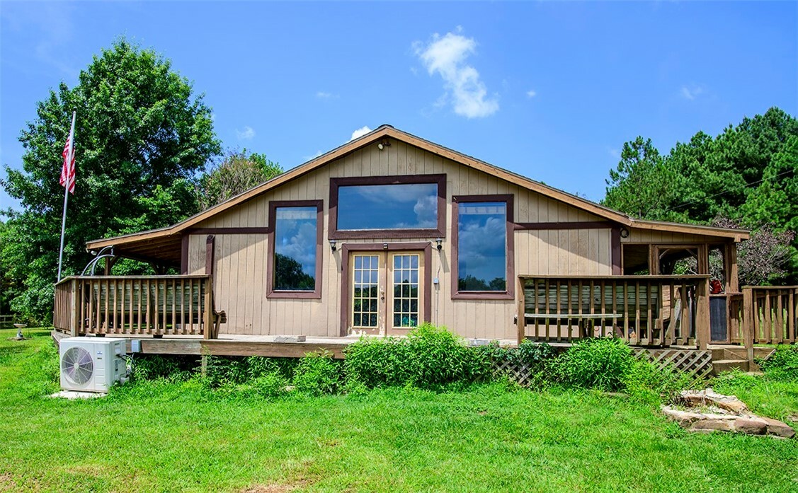 Property Photo:  14842 Mountain View Road  AR 72727 