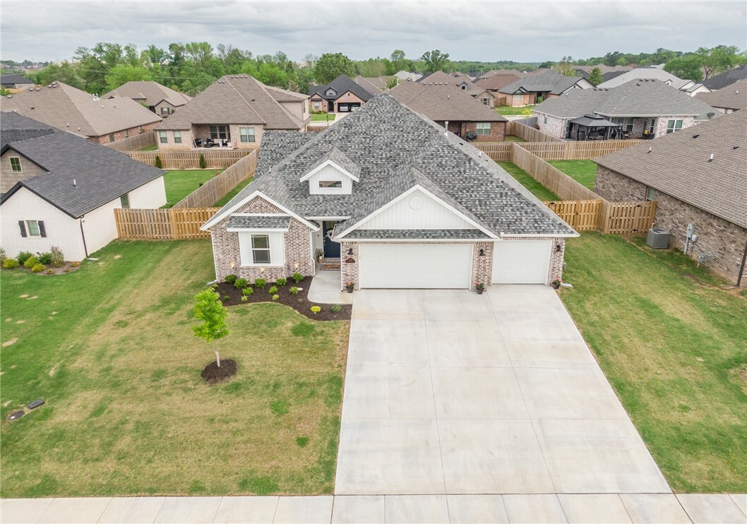 Property Photo: 1200 Stoneybrook Lane AR 72713