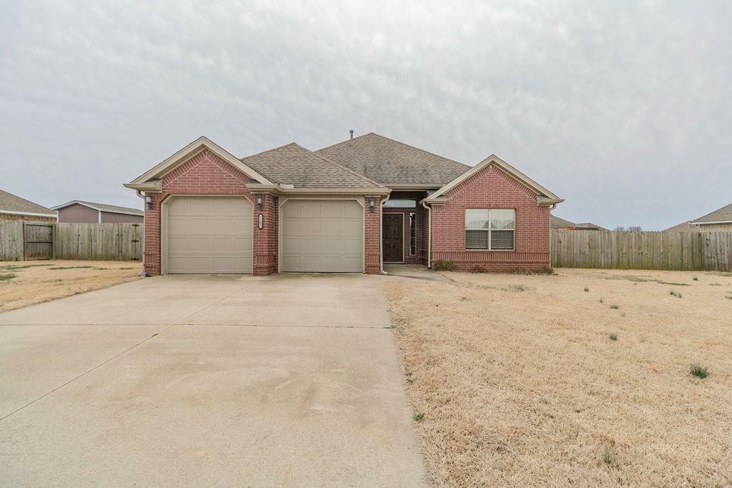 Property Photo:  1103 Mitchell Lane  AR 72751 