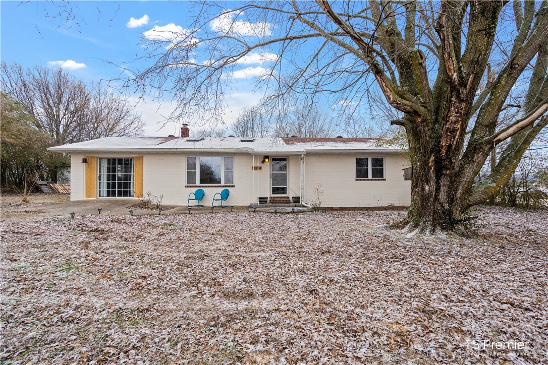 Property Photo:  11874 Ervan Beeks Road  AR 72730 