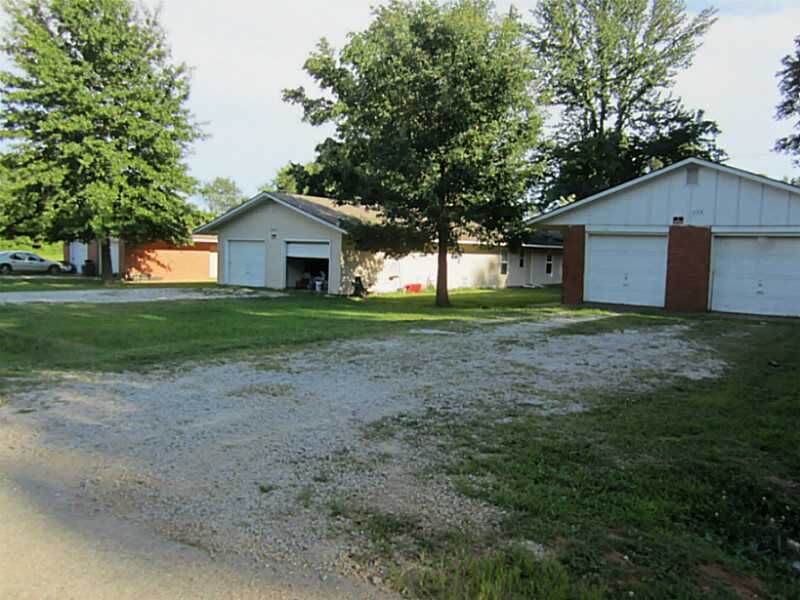 Property Photo: 108&235 S Wade & Frost Street AR 72751