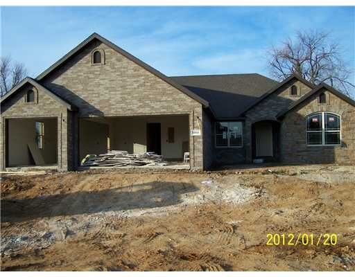 Property Photo: 4960 W Tumbleweed Street AR 72704