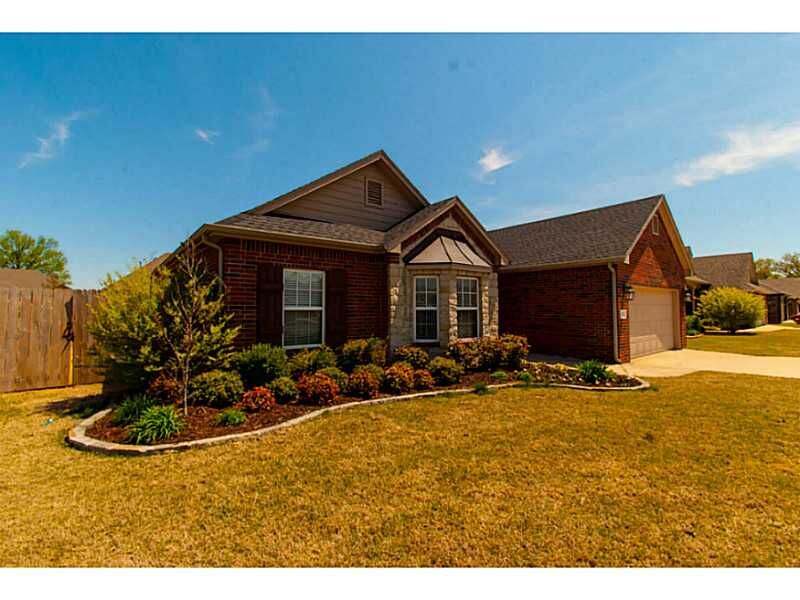 Property Photo:  3703 SW Kite Drive  AR 72712 