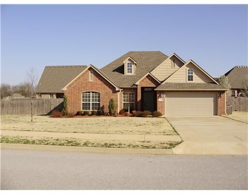 Property Photo:  4404 SW Alfalfa Avenue  AR 72712 