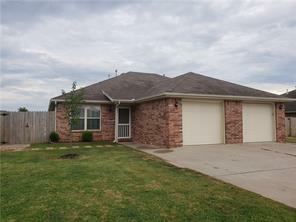 320 E Laura Street  Rogers AR 72756 photo