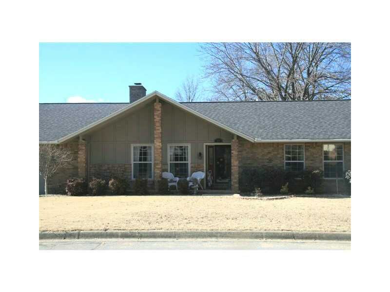 Property Photo: 708 Chateau Drive AR 72758