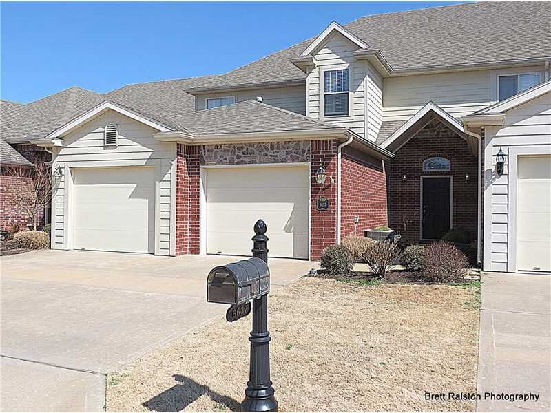 Property Photo:  6637 W Valley View Road  AR 72758 