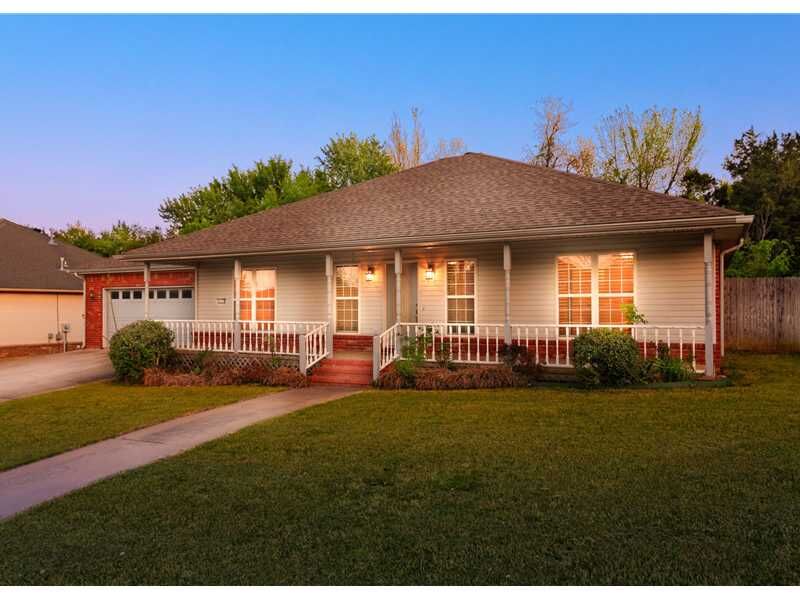 Property Photo:  3437 E Madison Drive  AR 72701 