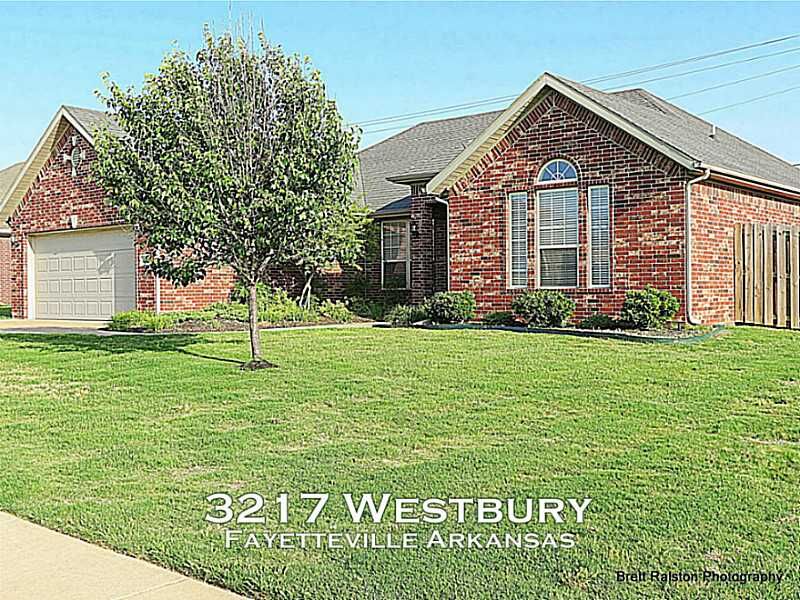 Property Photo:  3217 W Westbury Street  AR 72704 