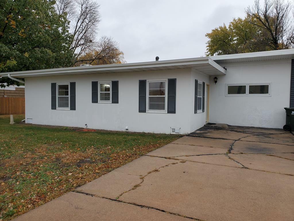 529 W Stolley Park Road  Grand Island NE 68801 photo