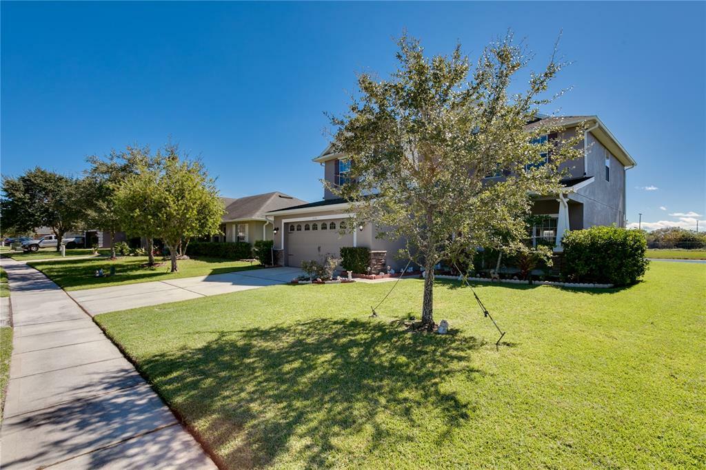 Property Photo:  2101 Big Buck Drive  FL 34772 