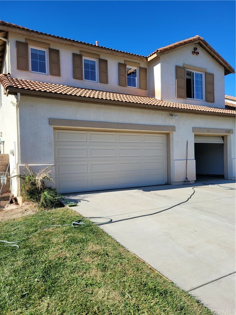 Property Photo:  31325 Euclid Loop  CA 92596 