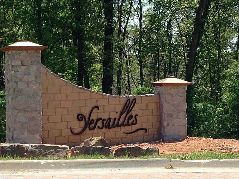 Property Photo: 1422 Le Chesnay Drive AR 72719