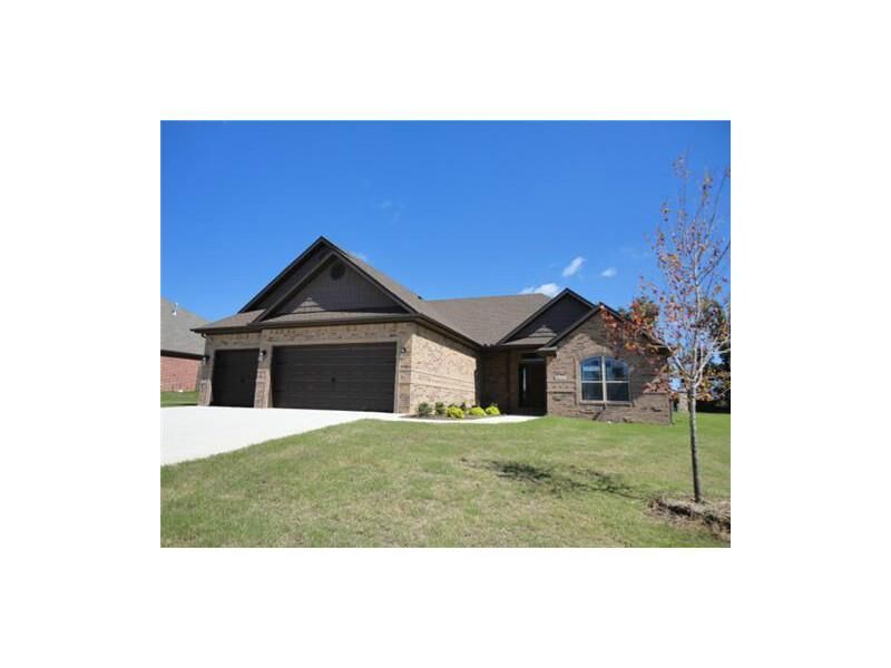 Property Photo:  5801 S 66th Street  AR 72718 