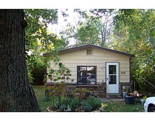 Property Photo: 120 W Roselawn Drive AR 72756