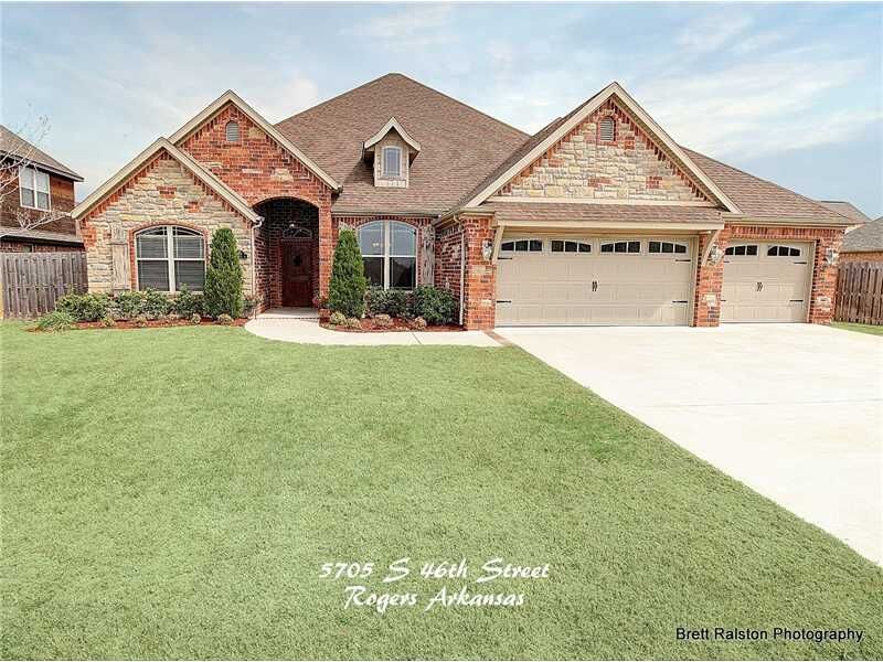 Property Photo:  5705 S 46th Street  AR 72758 