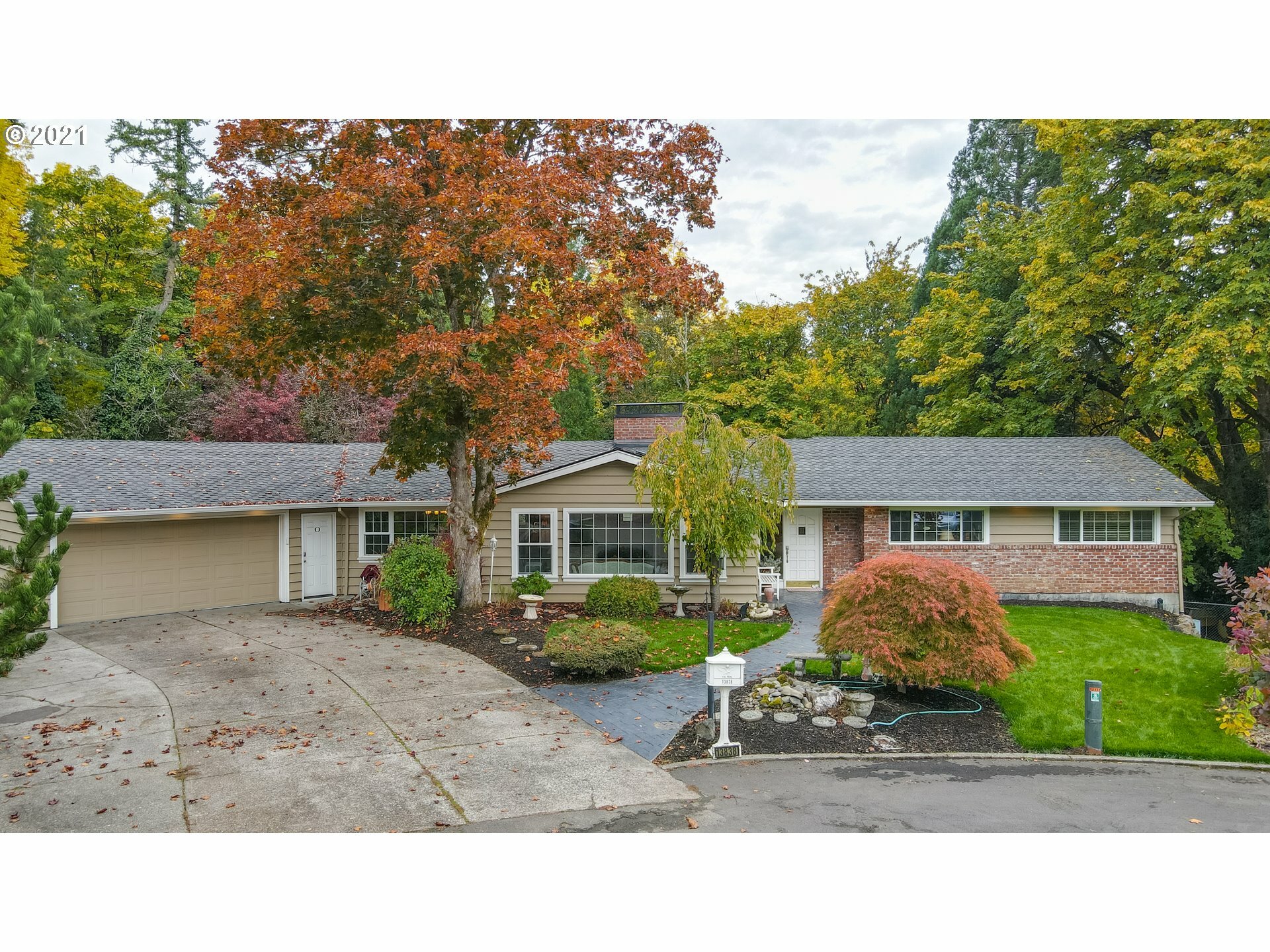 13838 Shireva Dr  Lake Oswego OR 97034 photo