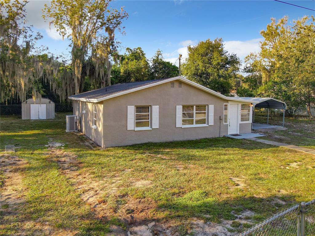 Property Photo:  11802 Fairmont Avenue  FL 34788 