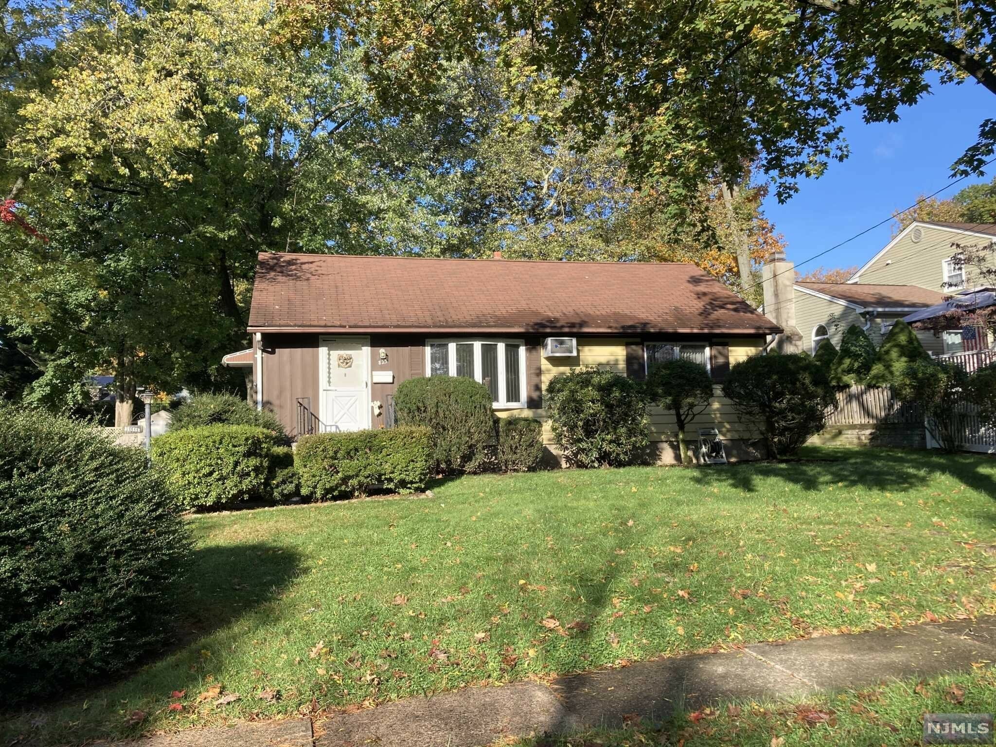 Property Photo: 825 Godwin Road NJ 07652