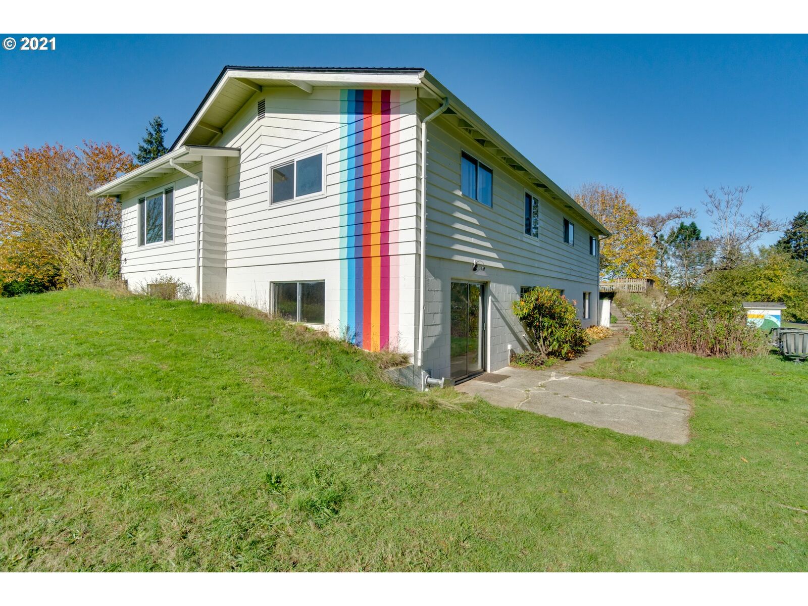 Property Photo:  5604 NE 124th St  WA 98686 