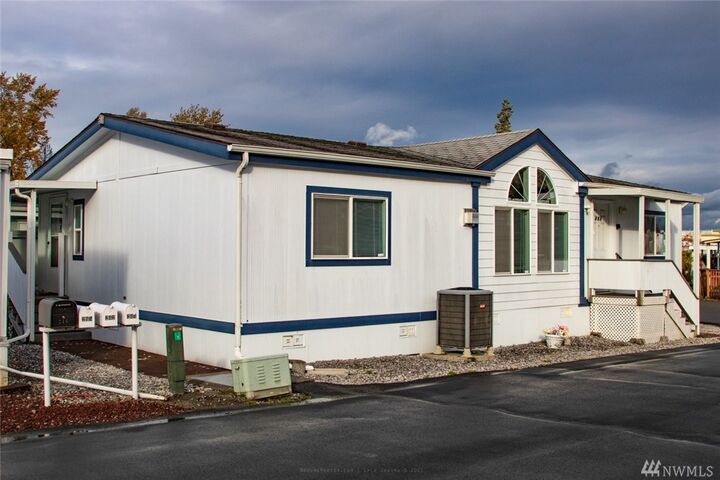 1200 Lincoln St 241  Bellingham WA 98229 photo