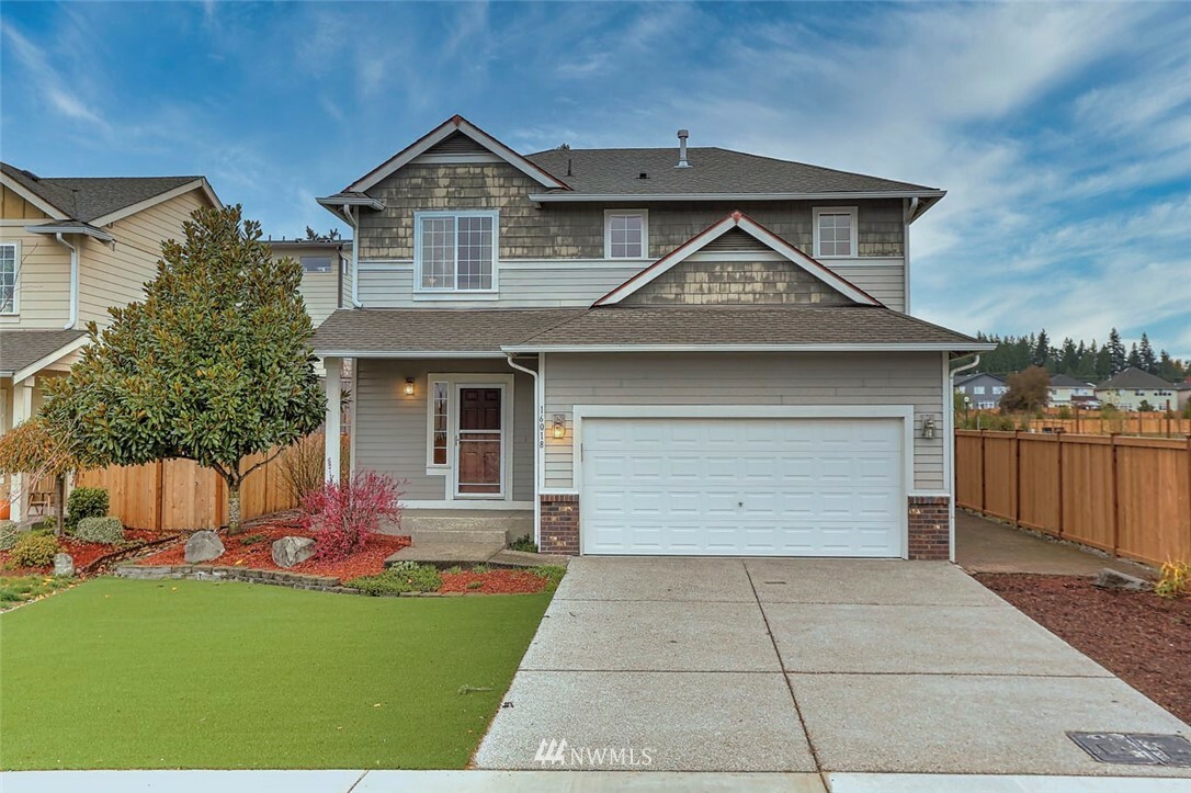 Property Photo: 16018 SE 253rd Place WA 98042