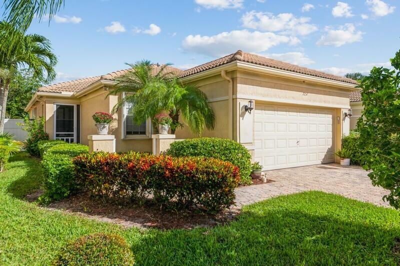 Property Photo:  7257 Cataluna Circle  FL 33446 