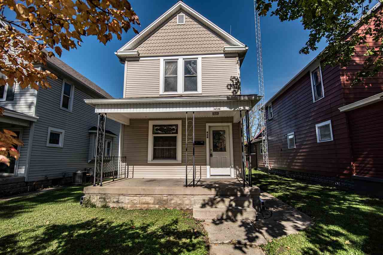 Property Photo:  428 Pearl Street  IN 47374 