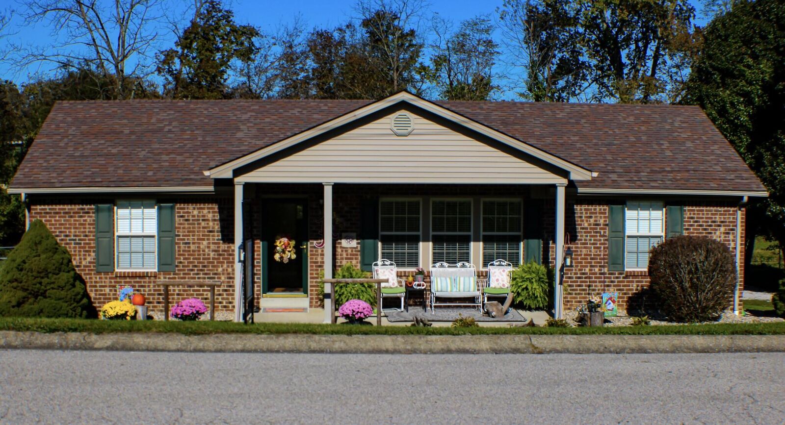Property Photo:  1325 Twin Brook Drive  KY 40403 