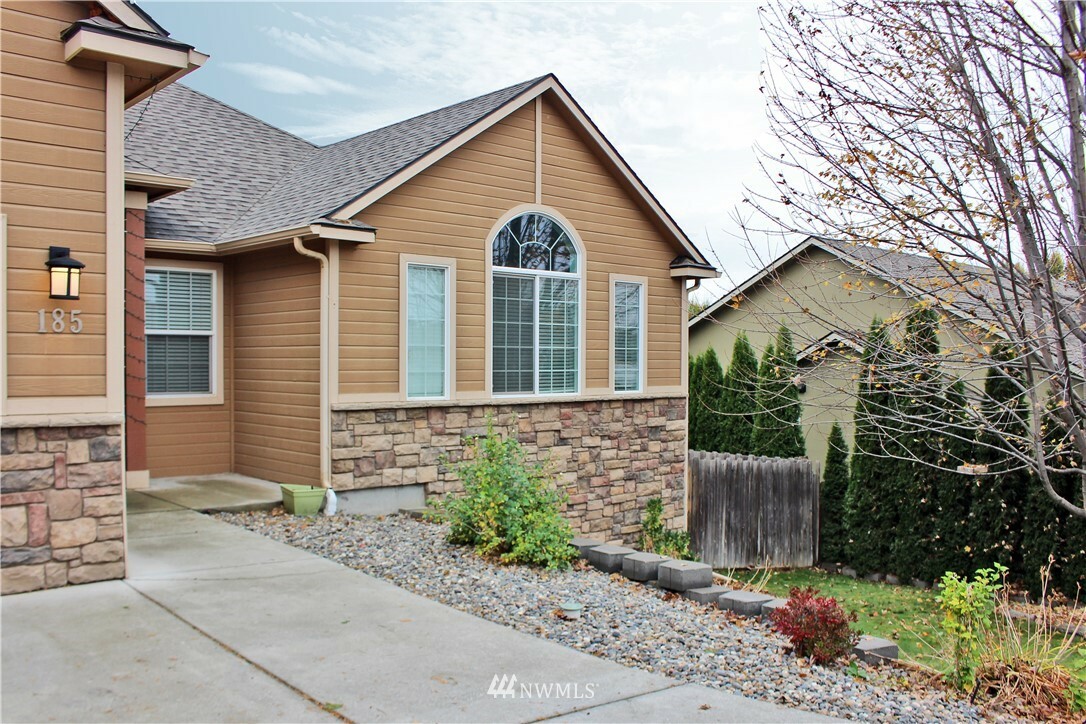 Property Photo:  185 Chapelwood Avenue  WA 99362 