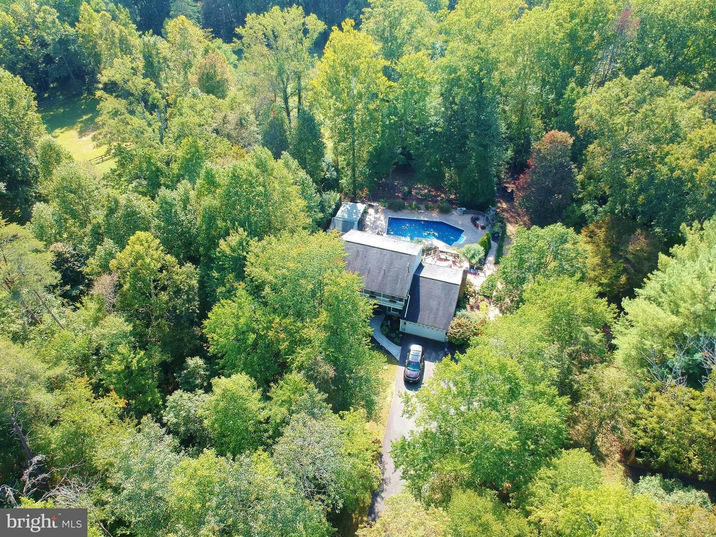 Property Photo: 14726 Alps Drive VA 22193