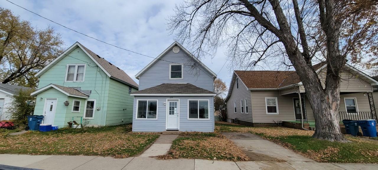 Property Photo:  120 6th Avenue N  MN 56329 