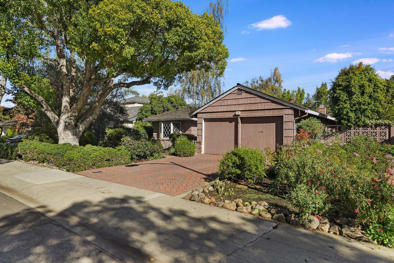 Property Photo:  138 Walter Hays Drive  CA 94303 