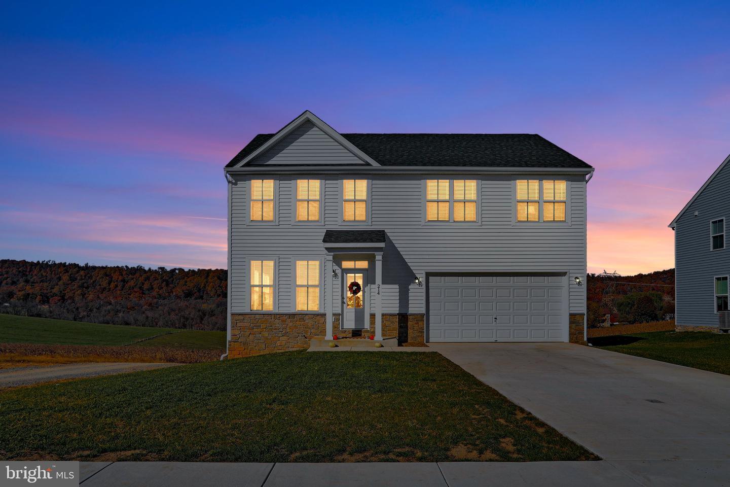 Property Photo: 214 Peking Lane WV 25403