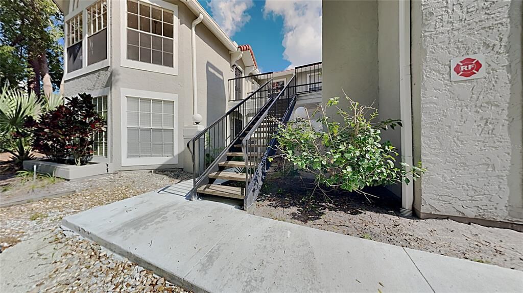 Property Photo: 935 Northern Dancer Way 203 FL 32707