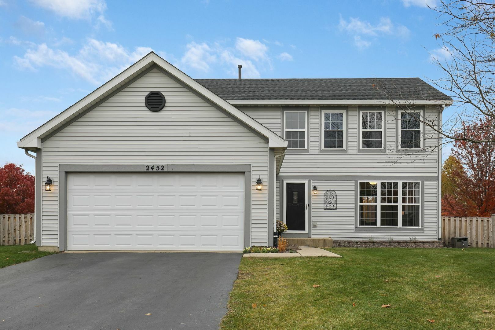 Property Photo: 2452 La Costa Court IL 60503
