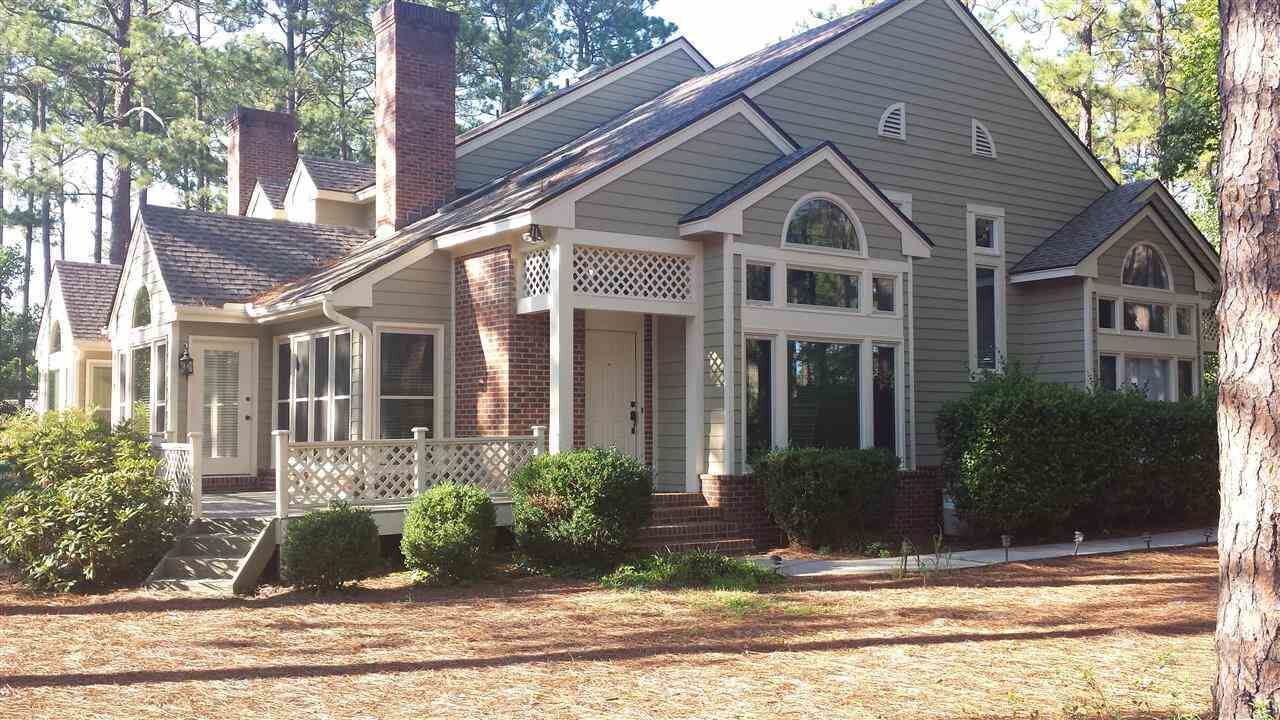 Property Photo:  304 Hampton Court  NC 28374 
