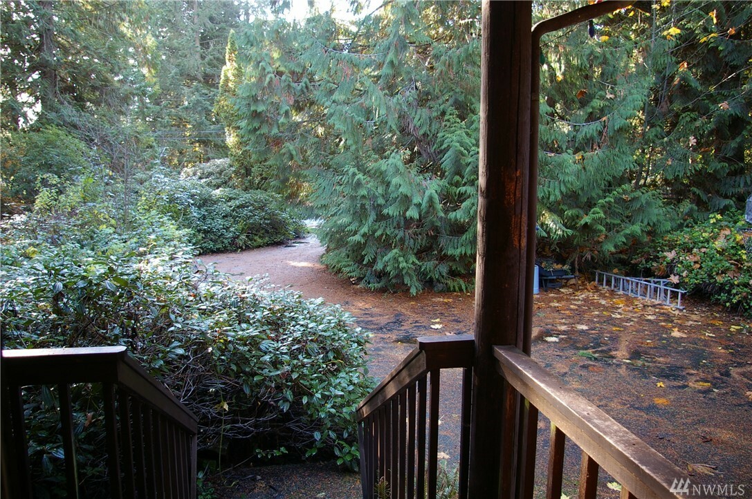 Property Photo:  19606 182nd Ave NE  WA 98077 