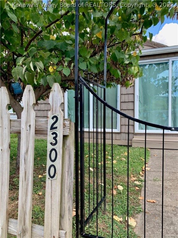 Property Photo:  2300 Charles Avenue  WV 25064 