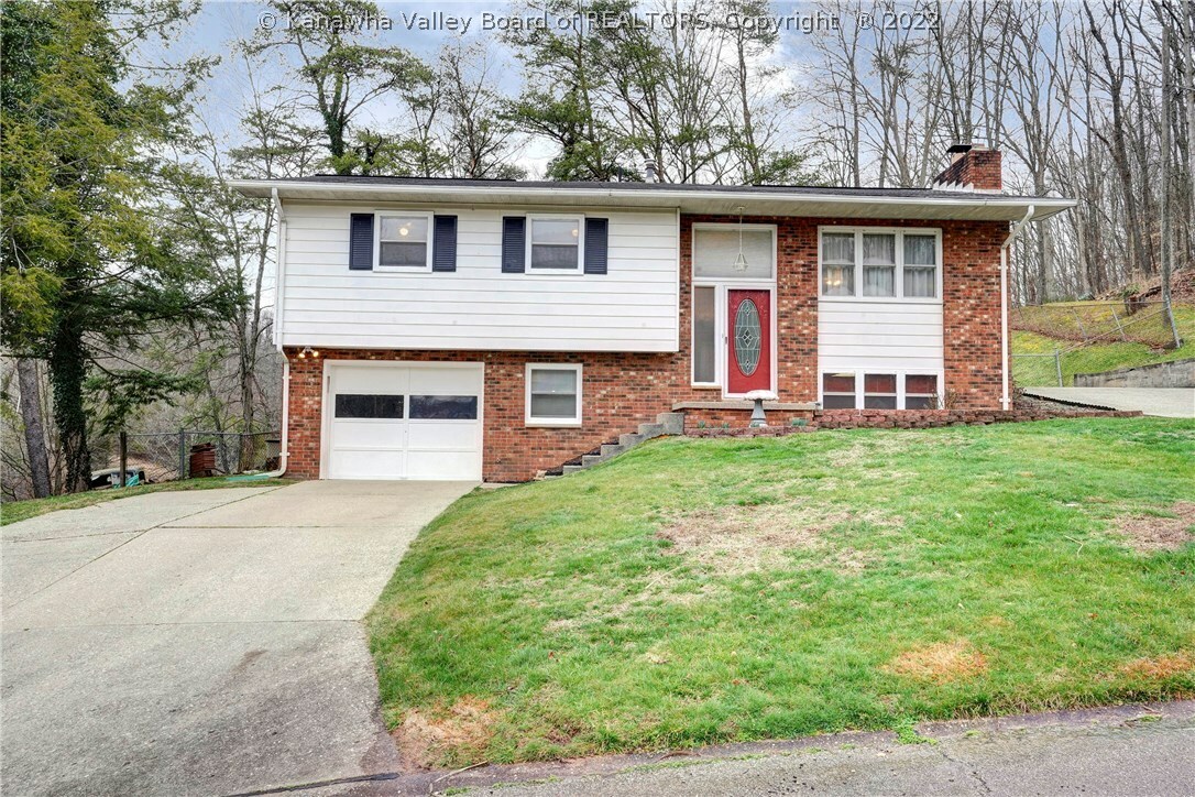 Property Photo: 81 Springlea Drive WV 25213