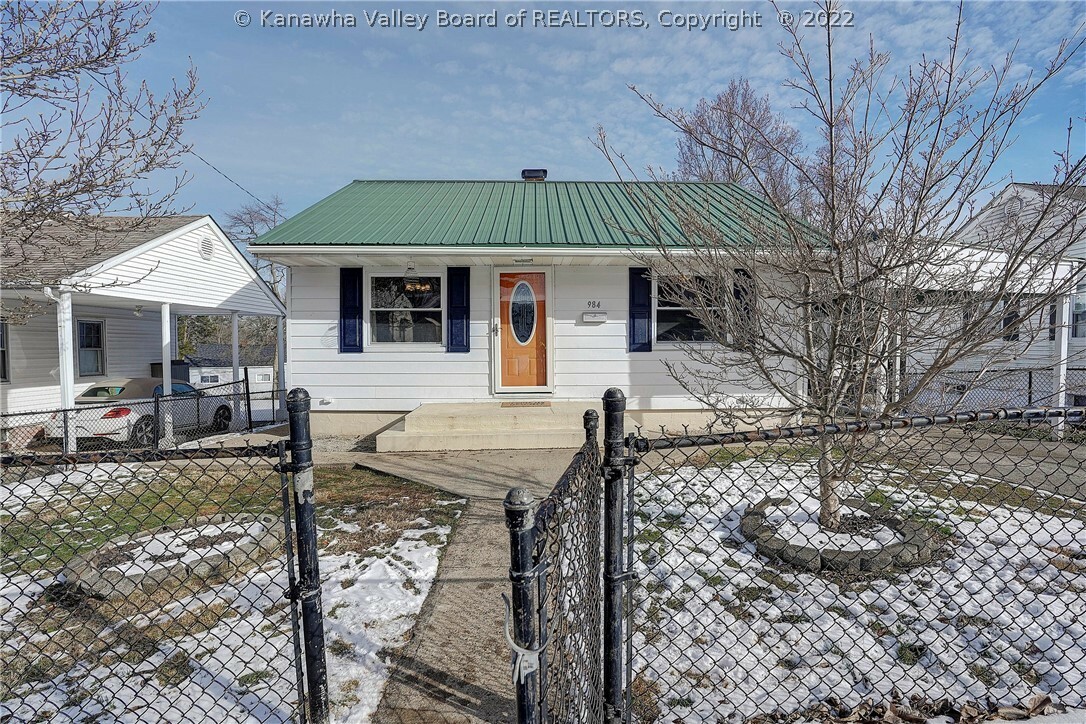Property Photo: 984 Zerkle Street WV 25177