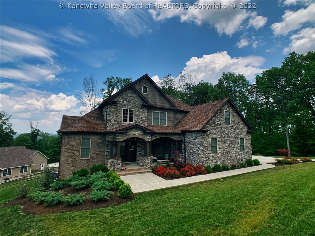 Property Photo: 590 Double Eagle Dr WV 25314