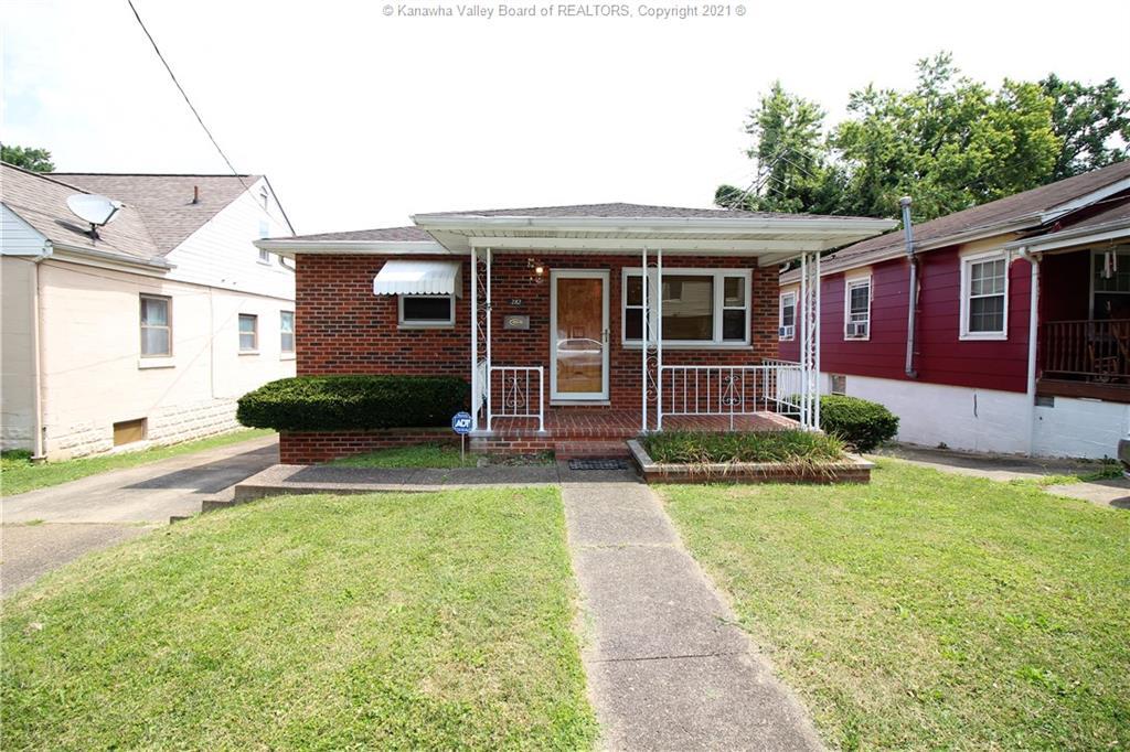 Property Photo: 282 Locust Street WV 25705